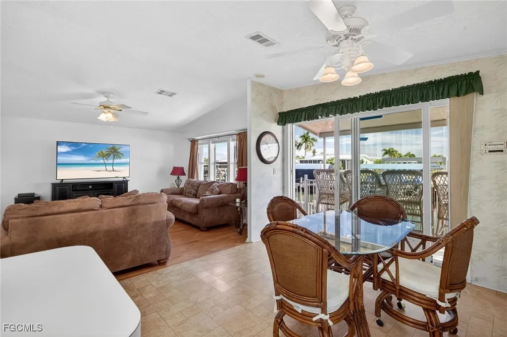 3088 Skipper Lane St. James City FL 33956