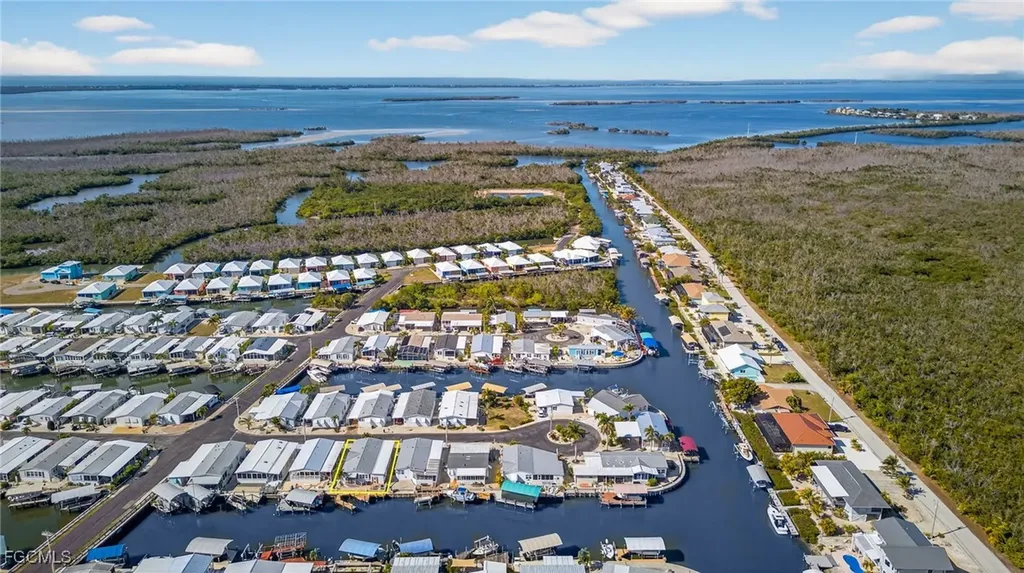 3088 Skipper Lane St. James City FL 33956