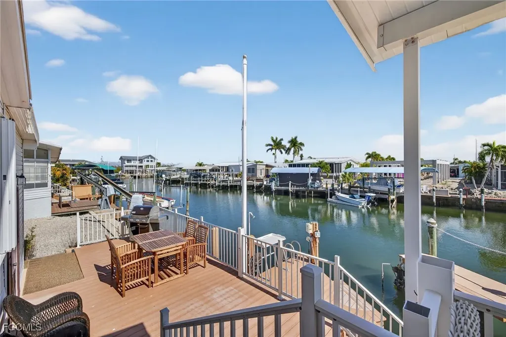 3088 Skipper Lane St. James City FL 33956