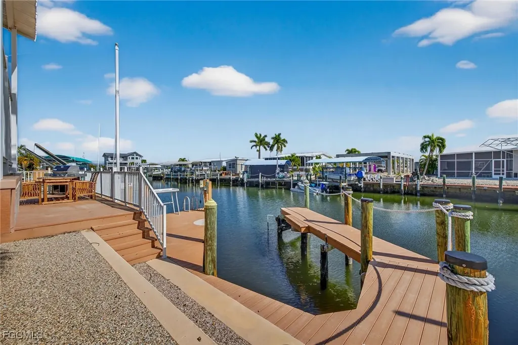 3088 Skipper Lane St. James City FL 33956