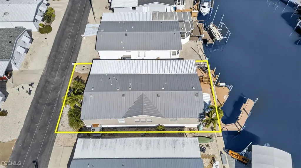 3088 Skipper Lane St. James City FL 33956