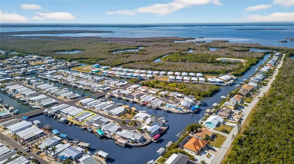 3088 Skipper Lane St. James City FL 33956