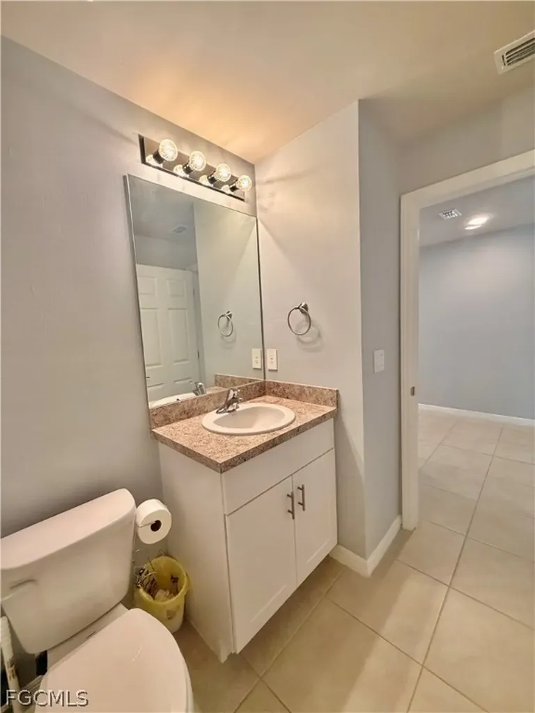 5013 Pinetree Circle Labelle FL 33935