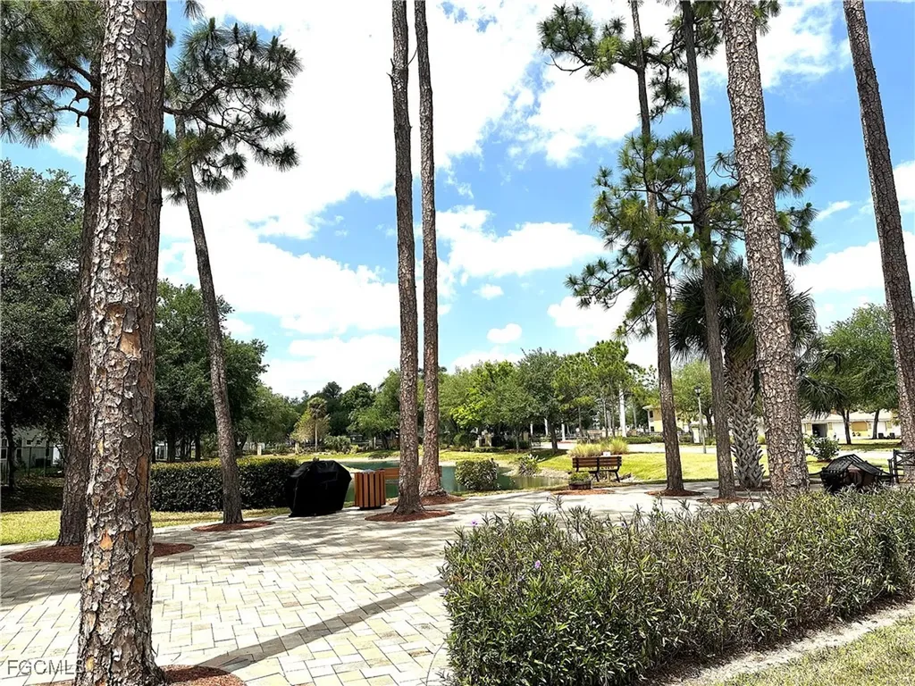 1089 Winding Pines Circle Cape Coral FL 33909