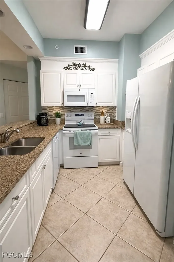 1089 Winding Pines Circle Cape Coral FL 33909