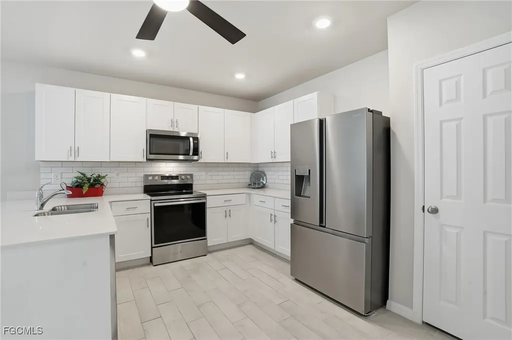 20684 Plumwood Loop North Fort Myers FL 33917