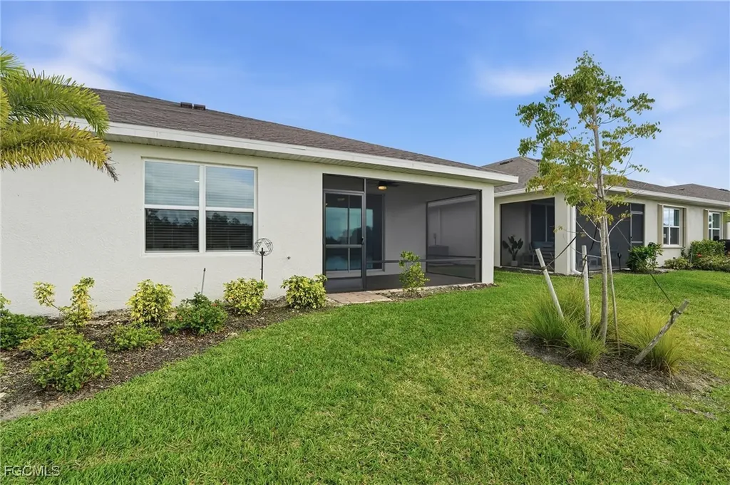 20684 Plumwood Loop North Fort Myers FL 33917