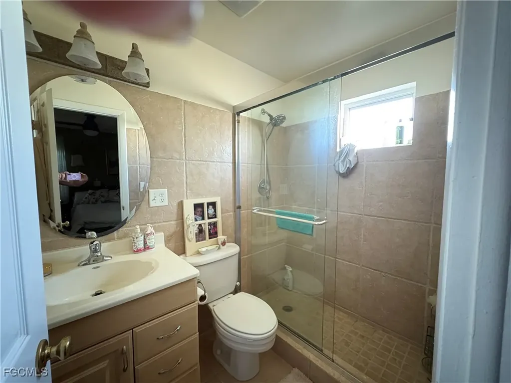 1109 SE 35th Terrace Cape Coral FL 33904