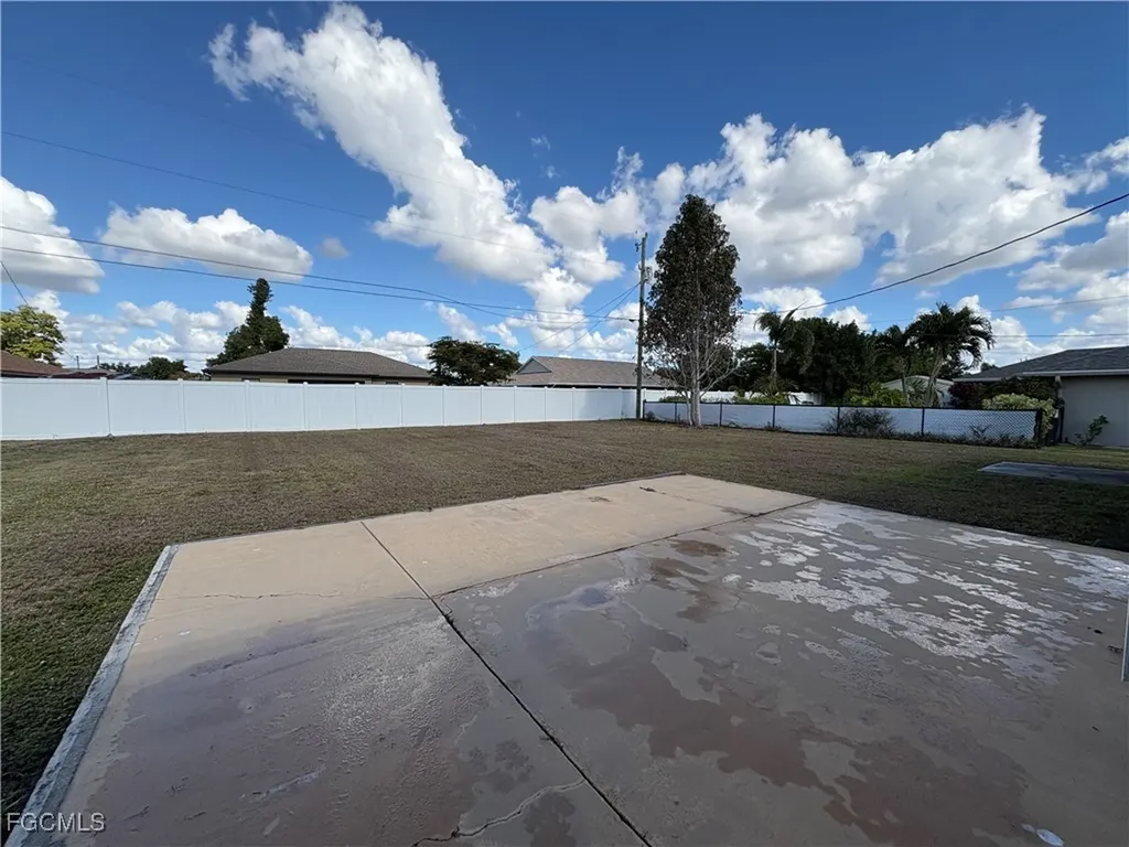 1109 SE 35th Terrace Cape Coral FL 33904