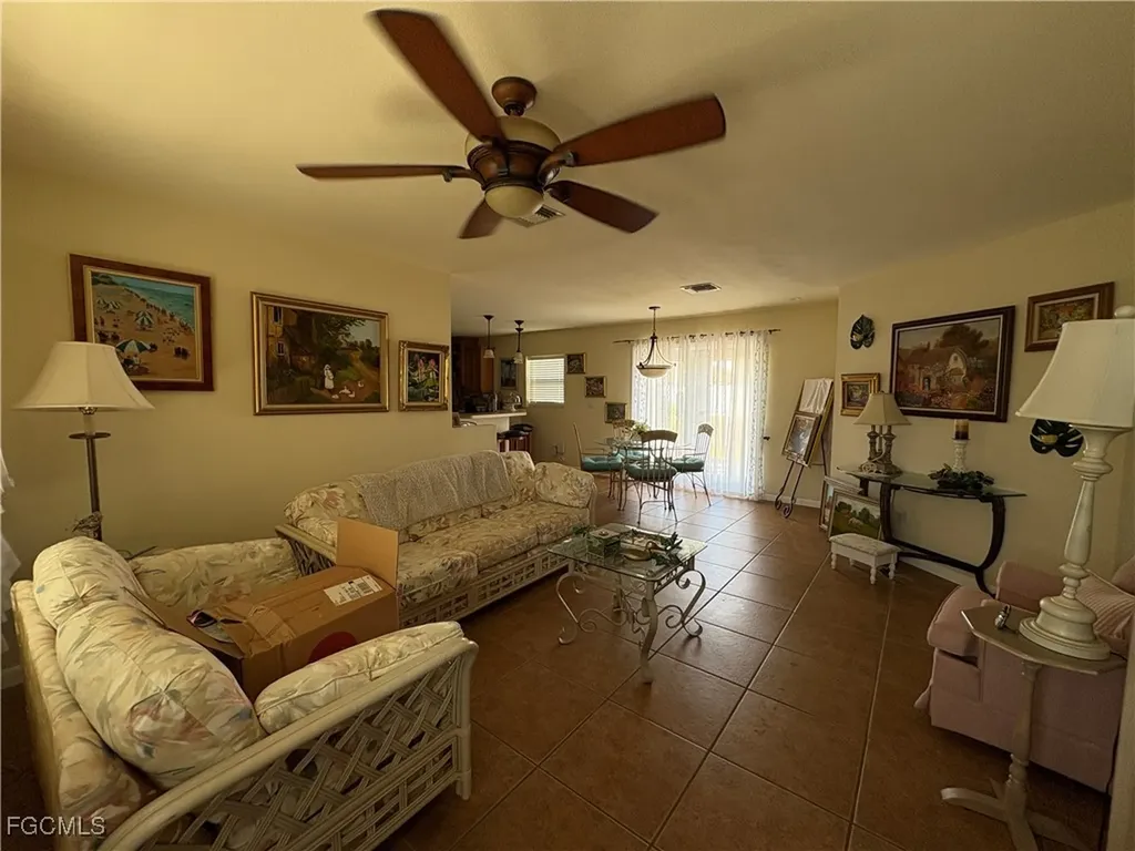 1109 SE 35th Terrace Cape Coral FL 33904