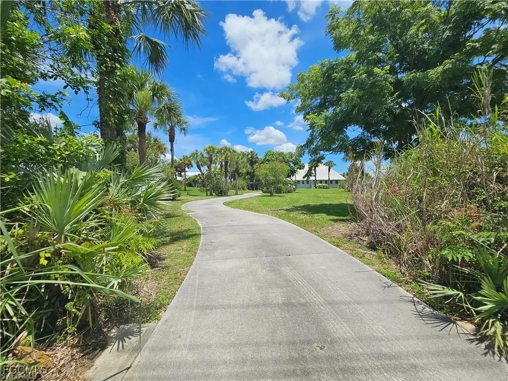 4942 Fort Denaud Road Fort Denaud FL 33935