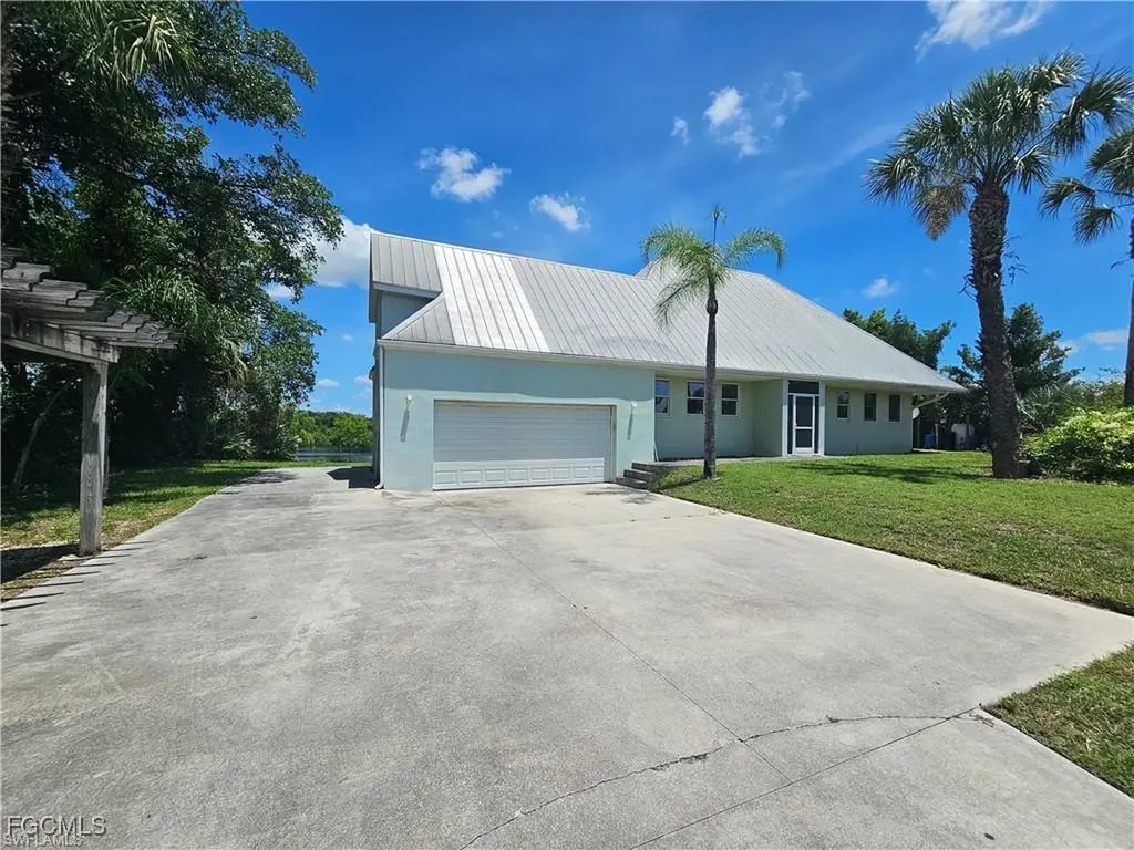 4942 Fort Denaud Road Fort Denaud FL 33935