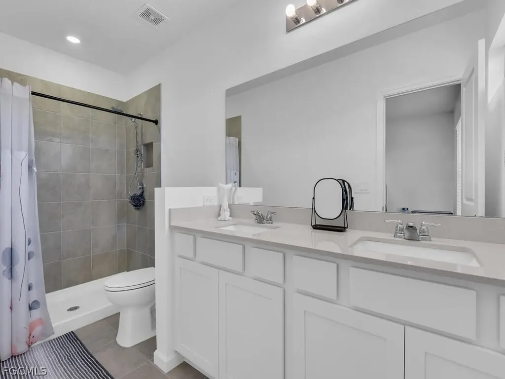 1477 Weeping Willow Court Cape Coral FL 33909