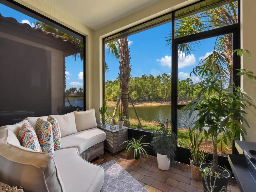 1477 Weeping Willow Court Cape Coral FL 33909