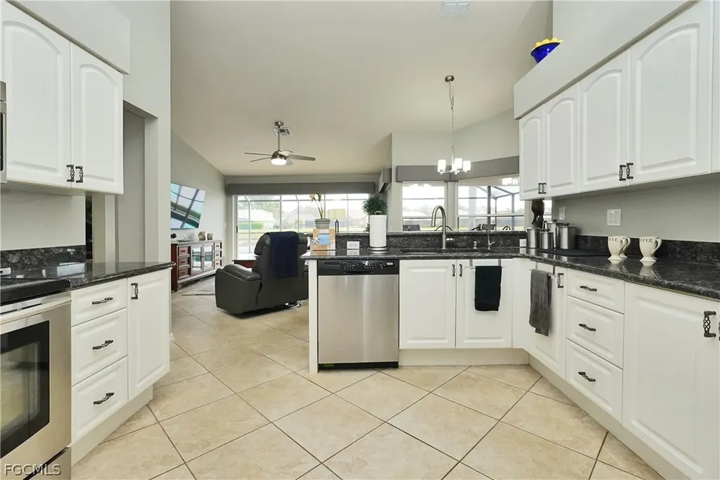 9110 Old Hickory Circle Fort Myers FL 33912