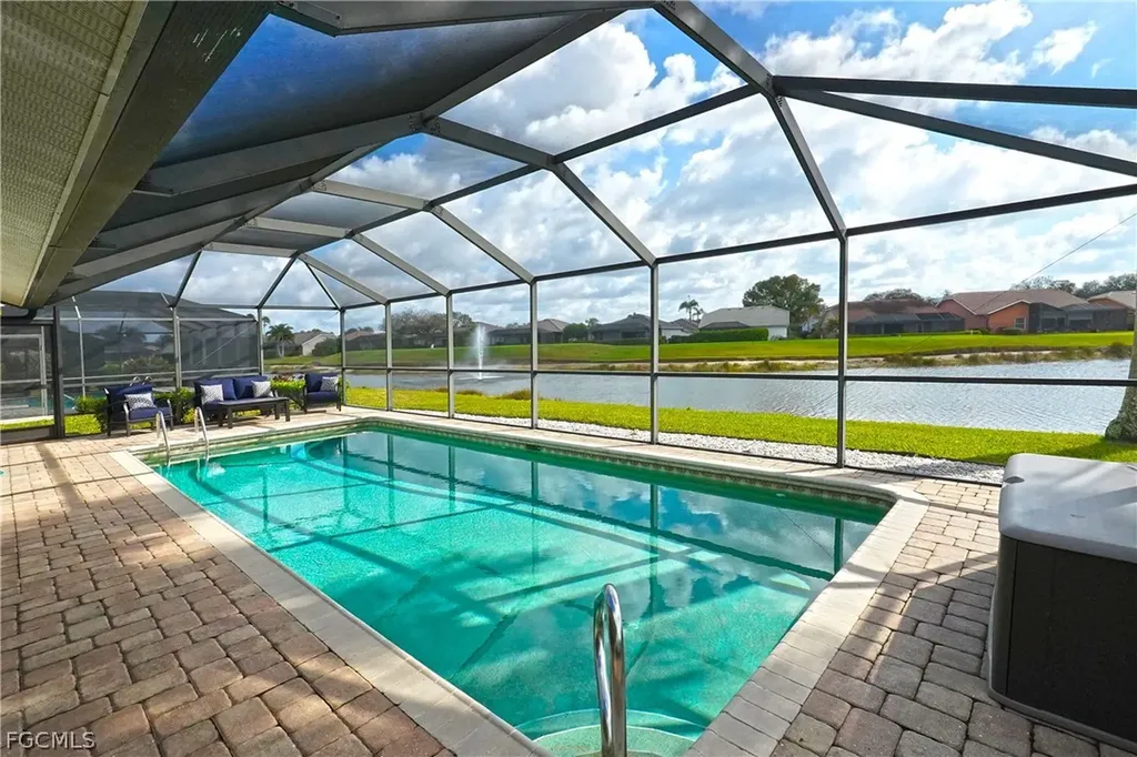 9110 Old Hickory Circle Fort Myers FL 33912