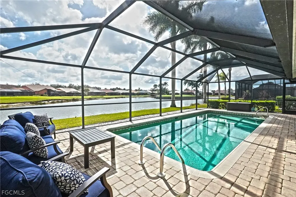 9110 Old Hickory Circle Fort Myers FL 33912