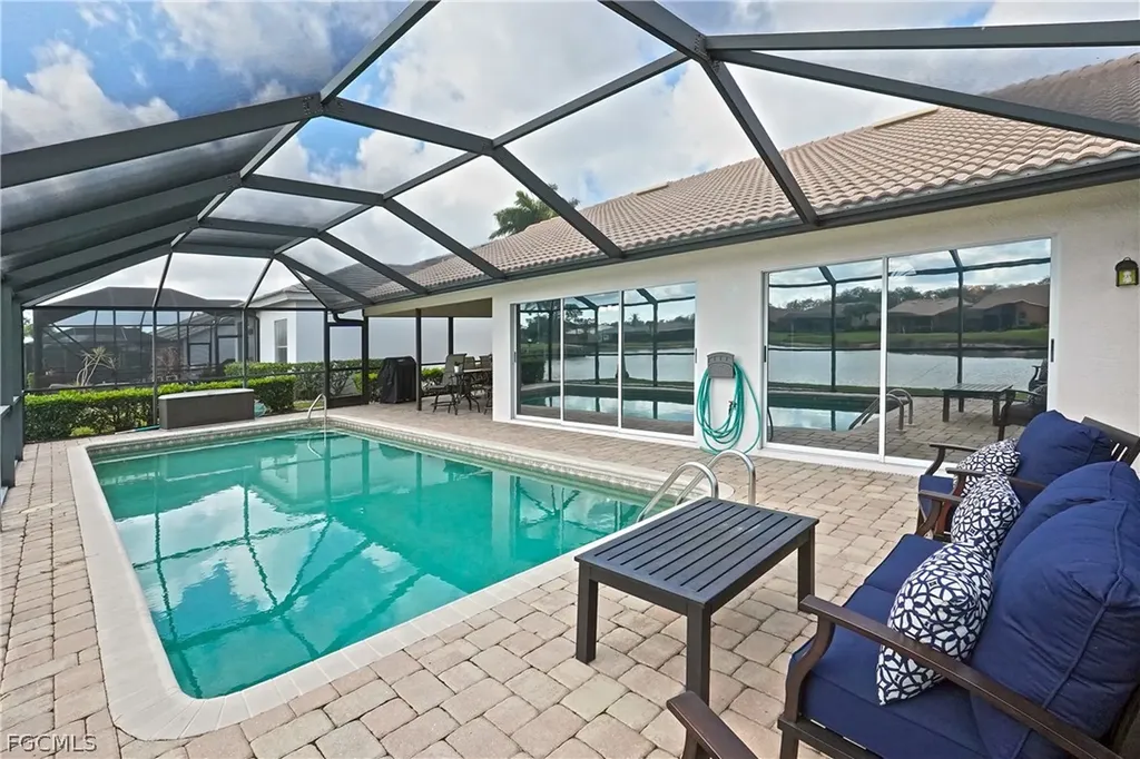 9110 Old Hickory Circle Fort Myers FL 33912