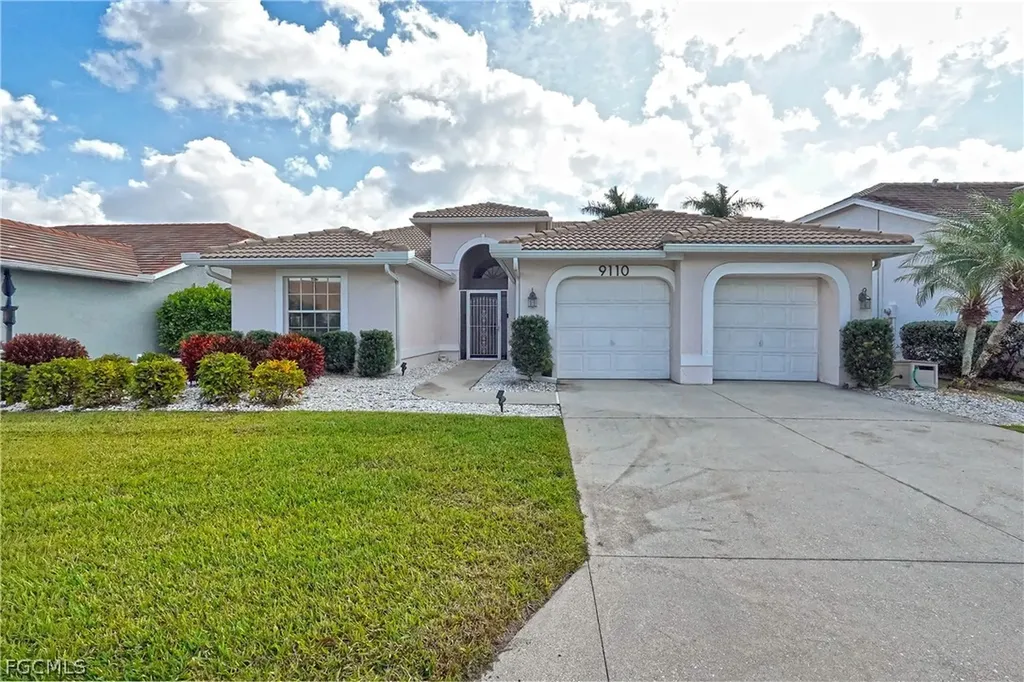 9110 Old Hickory Circle Fort Myers FL 33912