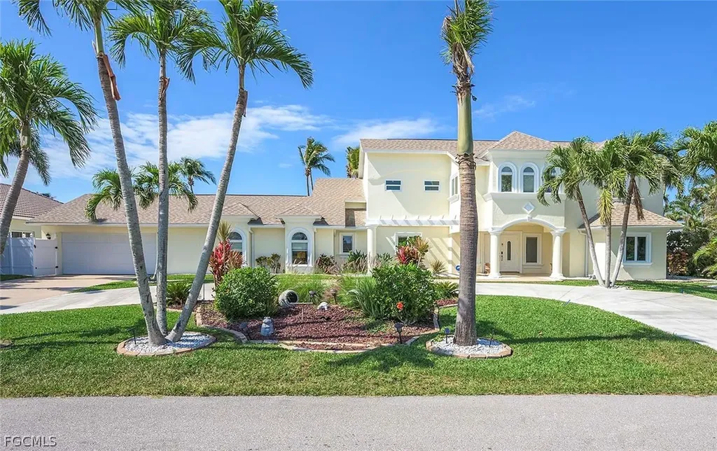 5208 SW 8th Court Cape Coral FL 33914