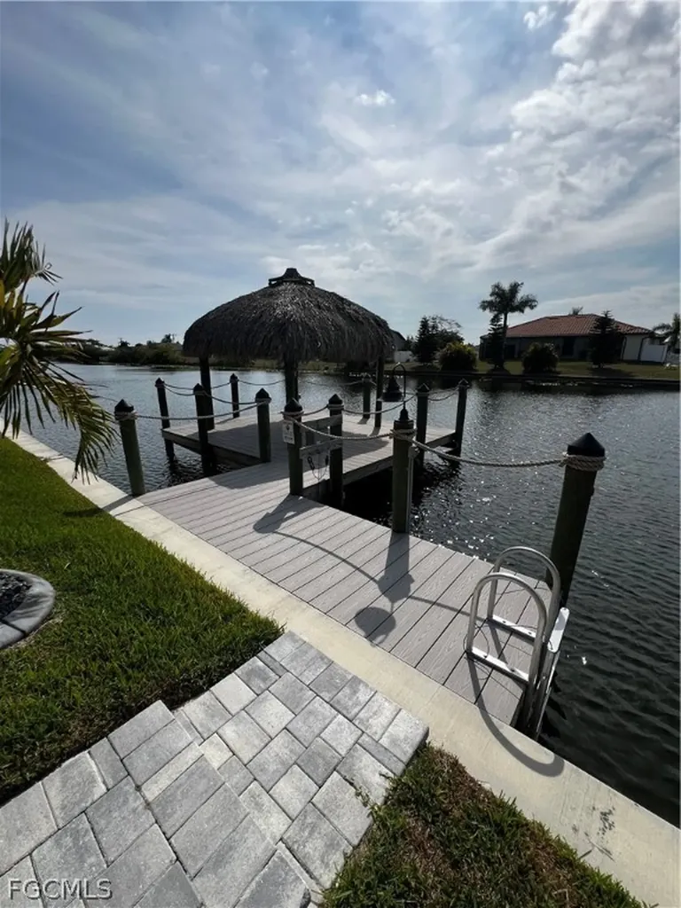 2802 NW 14th Terrace Cape Coral FL 33993