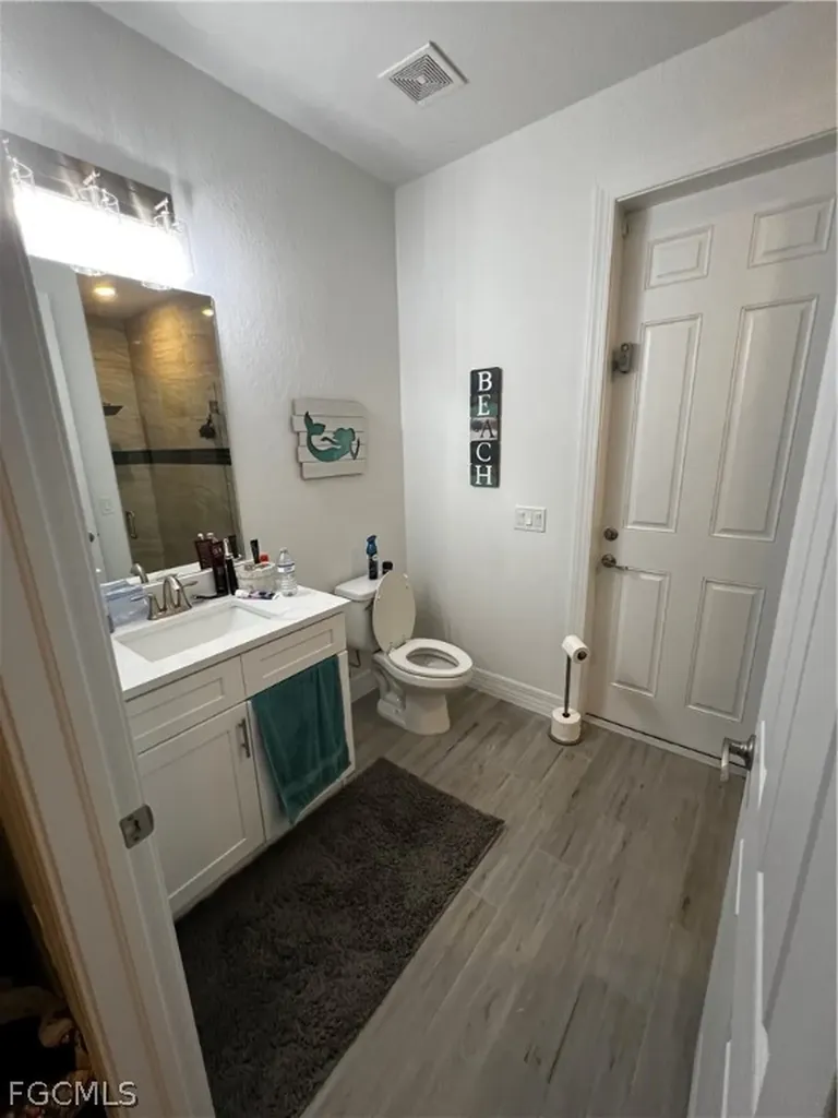 2802 NW 14th Terrace Cape Coral FL 33993