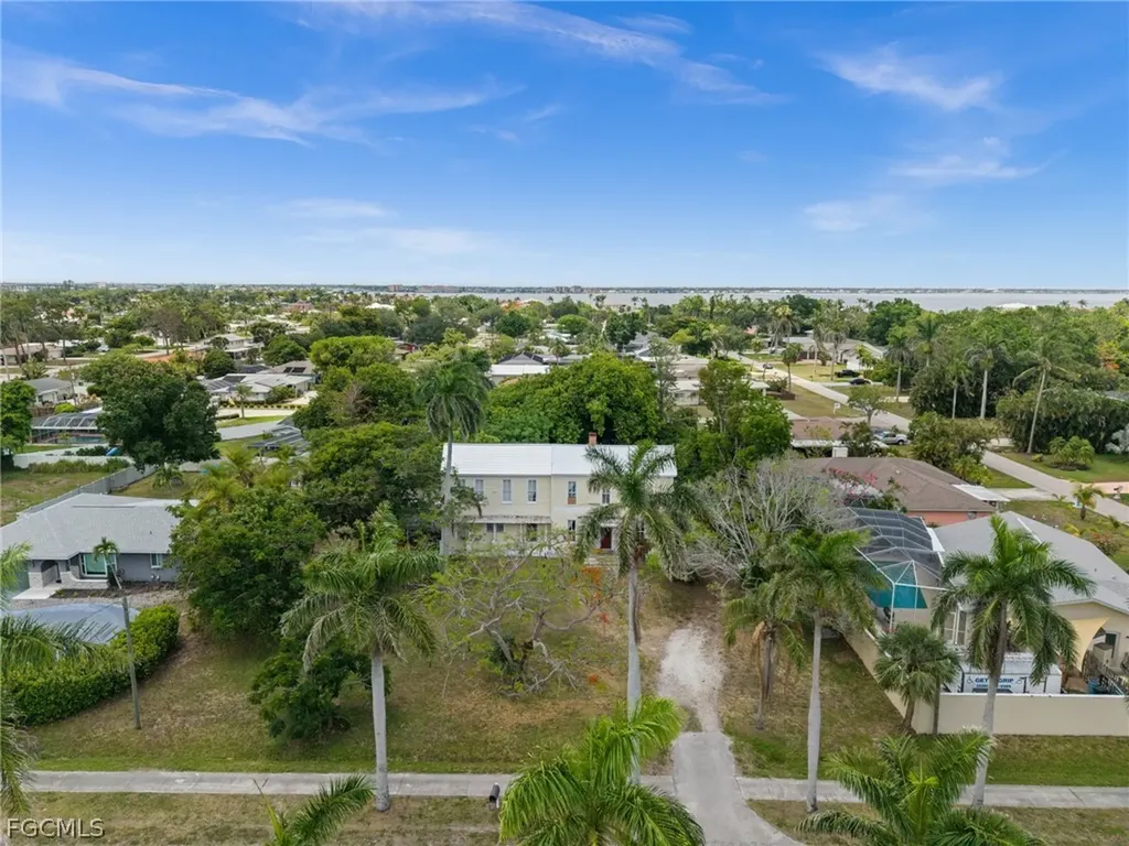 12430 Mcgregor Boulevard Fort Myers FL 33919