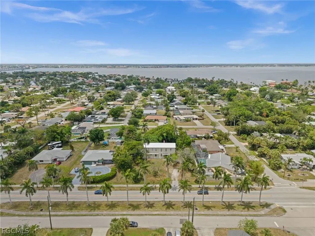 12430 Mcgregor Boulevard Fort Myers FL 33919