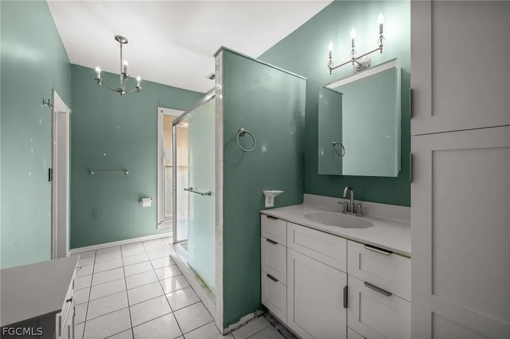 12430 Mcgregor Boulevard Fort Myers FL 33919