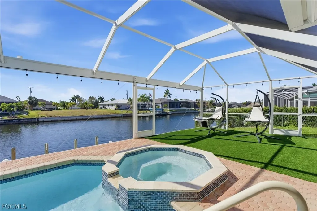 1722 SW 45th Street Cape Coral FL 33914