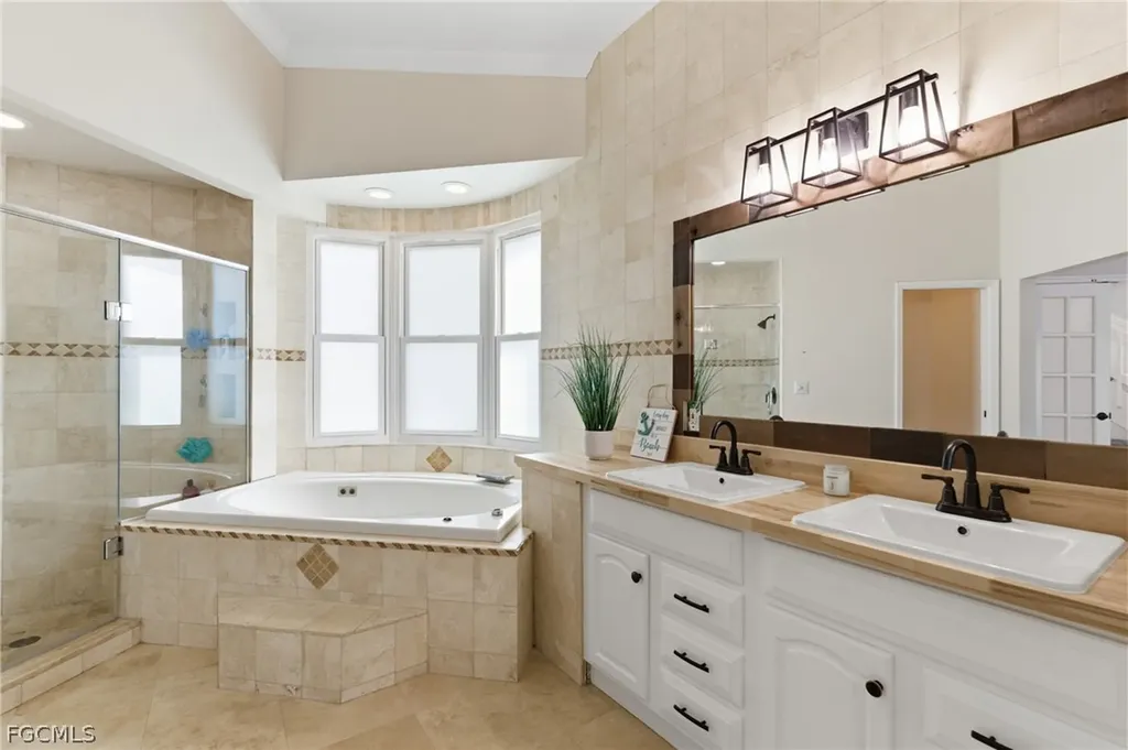1722 SW 45th Street Cape Coral FL 33914