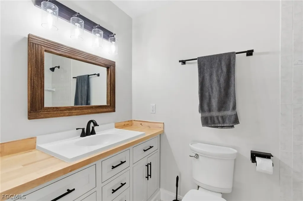 1722 SW 45th Street Cape Coral FL 33914