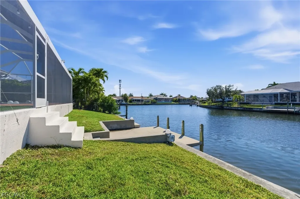 1722 SW 45th Street Cape Coral FL 33914