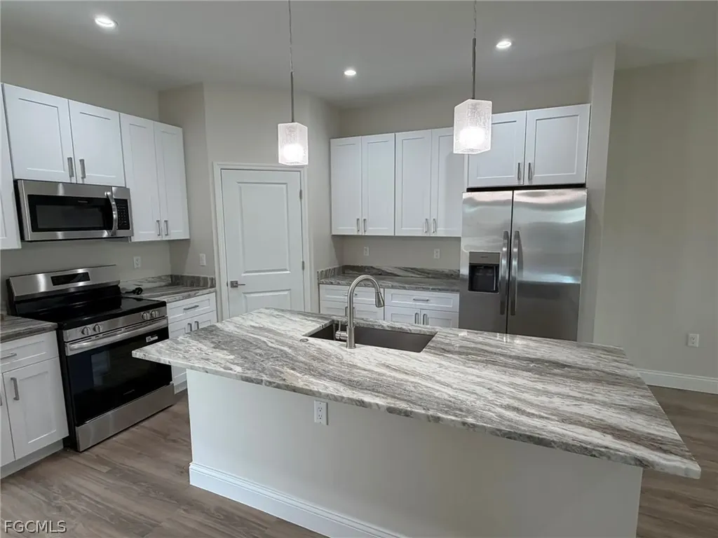 1144/1146 SW 47th Terrace Cape Coral FL 33914