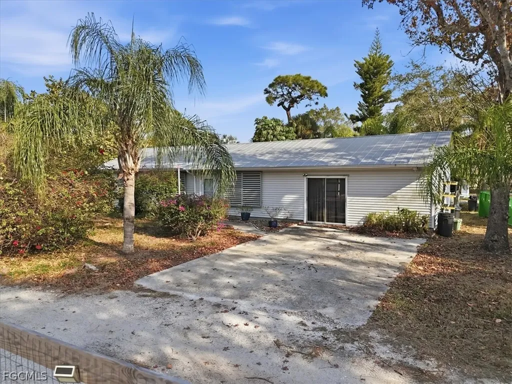 1180 Old Bridge Road North Fort Myers FL 33917