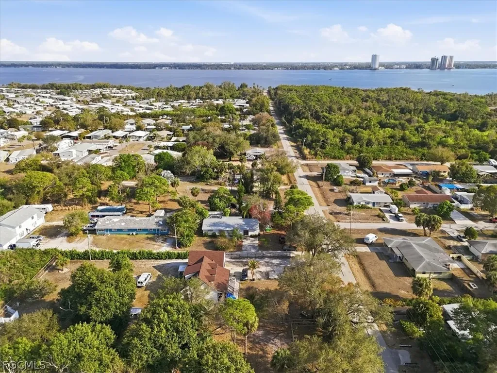1180 Old Bridge Road North Fort Myers FL 33917