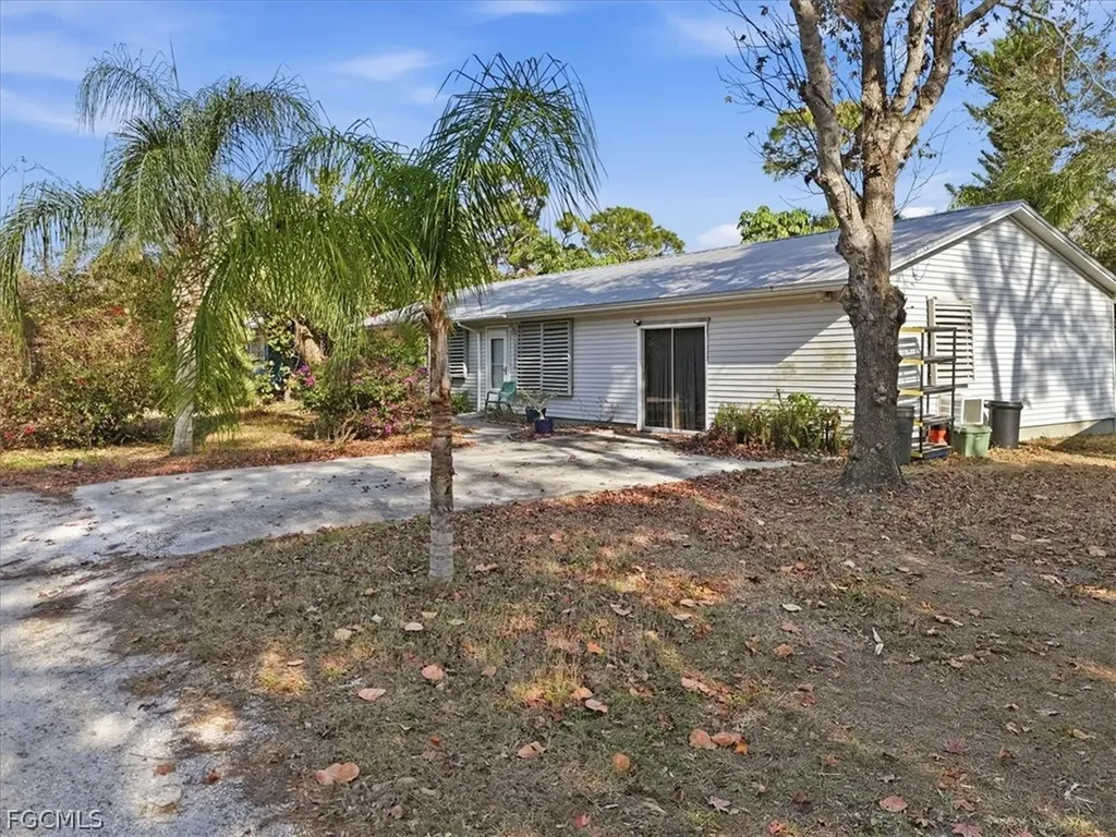 1180 Old Bridge Road North Fort Myers FL 33917