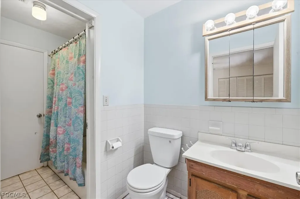 1180 Old Bridge Road North Fort Myers FL 33917