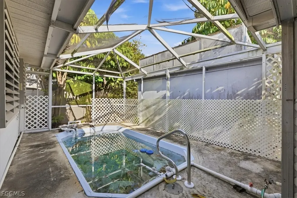 1180 Old Bridge Road North Fort Myers FL 33917
