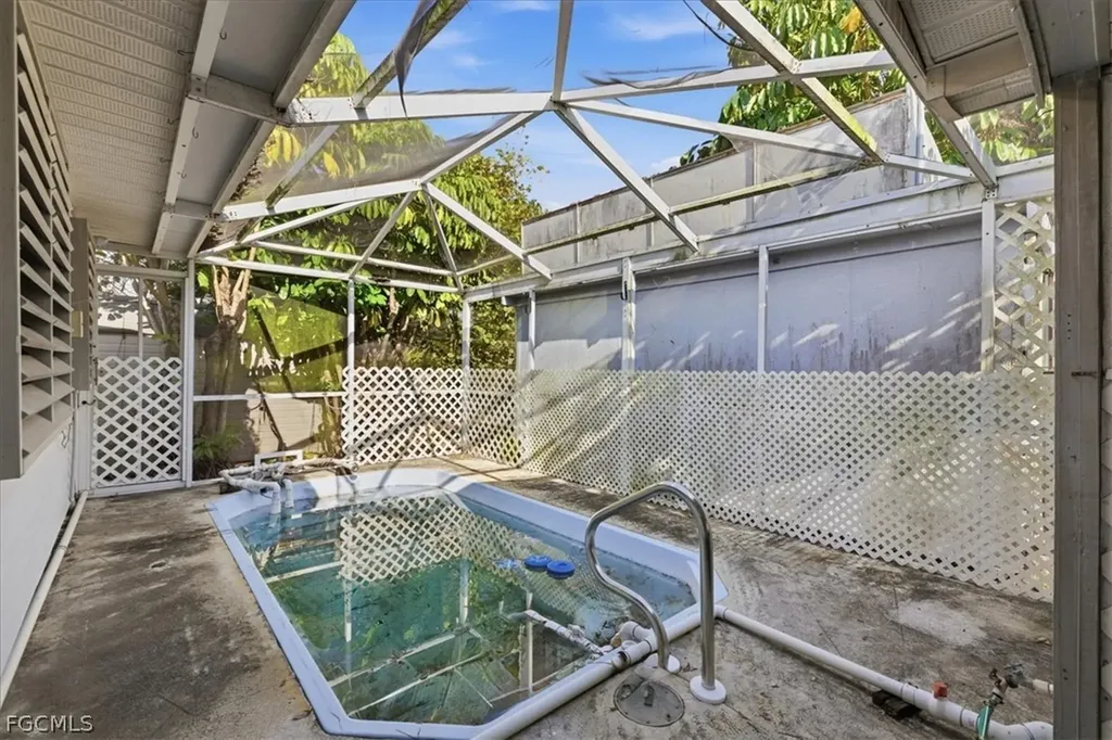 1180 Old Bridge Road North Fort Myers FL 33917