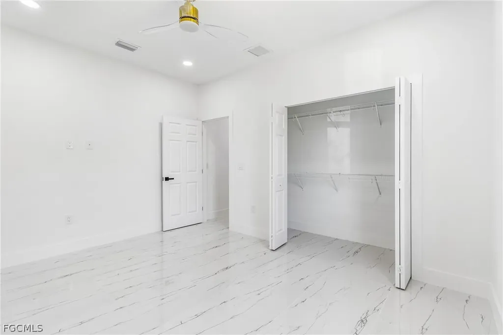 3022 33rd Street SW Lehigh Acres FL 33976