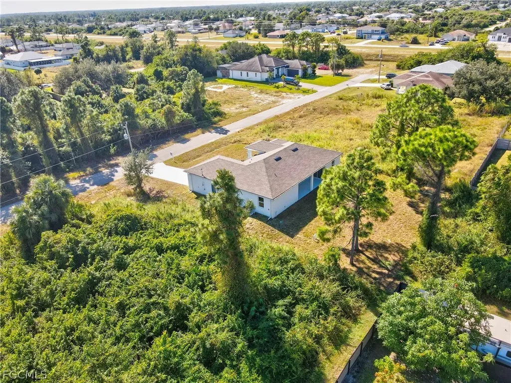 3022 33rd Street SW Lehigh Acres FL 33976