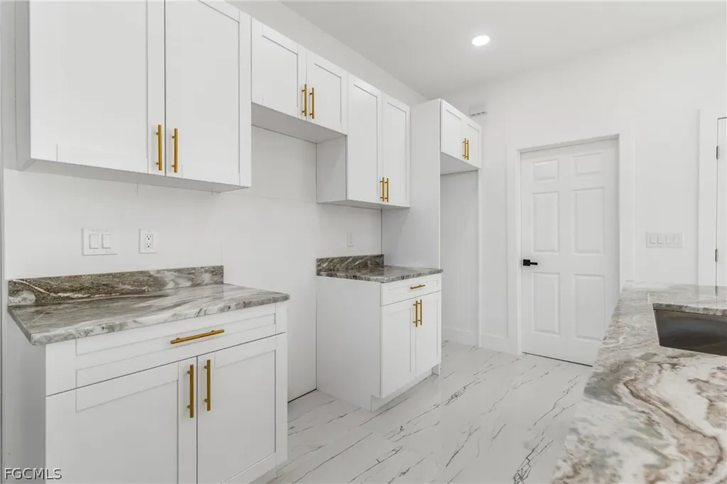 3022 33rd Street SW Lehigh Acres FL 33976