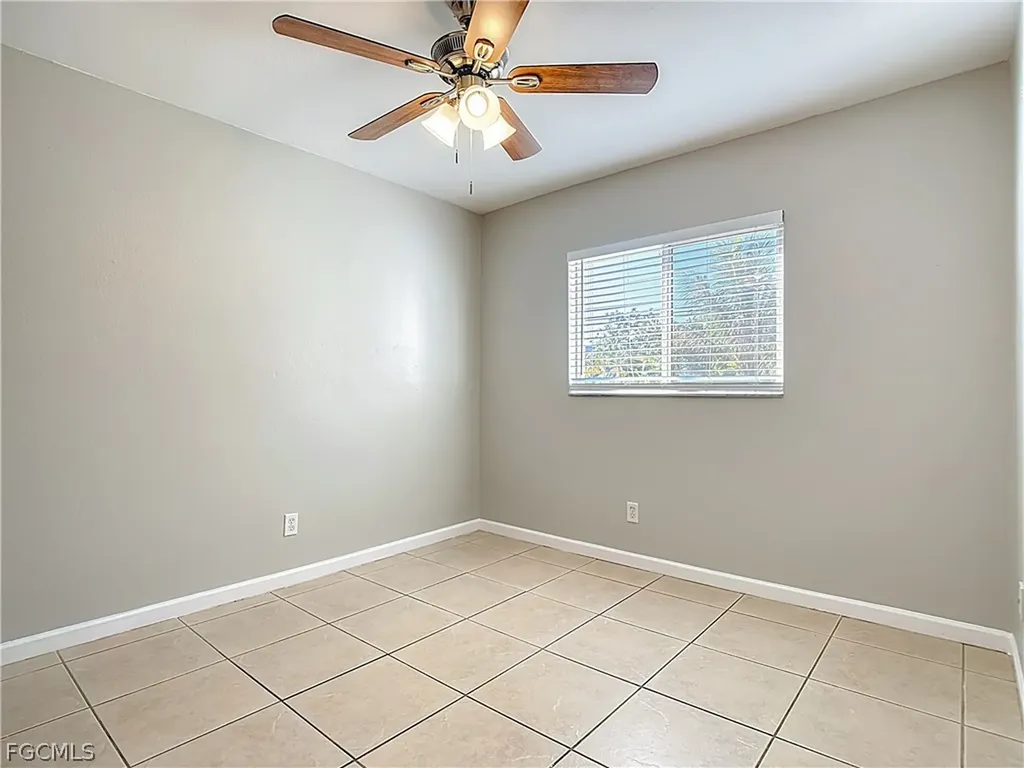 130 SE 7th Street Cape Coral FL 33990