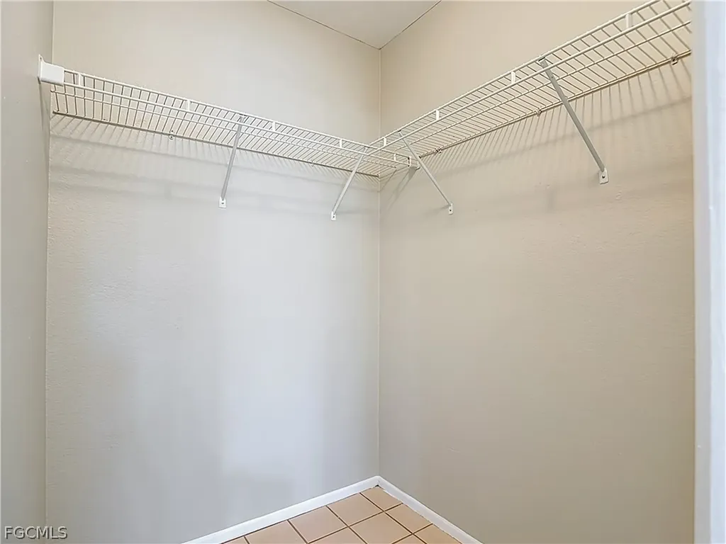 130 SE 7th Street Cape Coral FL 33990