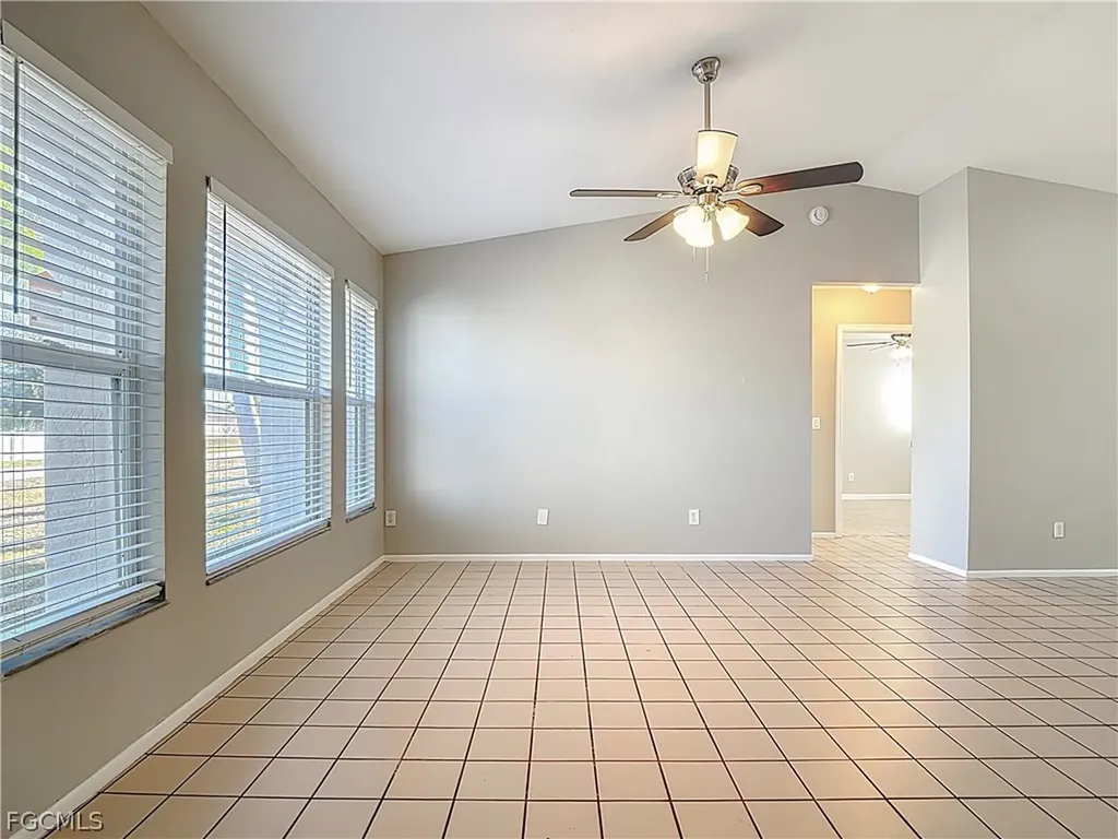 130 SE 7th Street Cape Coral FL 33990