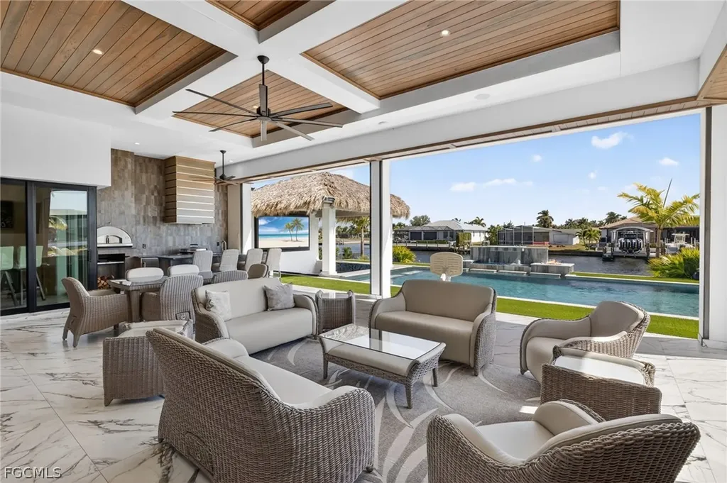 105 SW 51st Terrace Cape Coral FL 33914