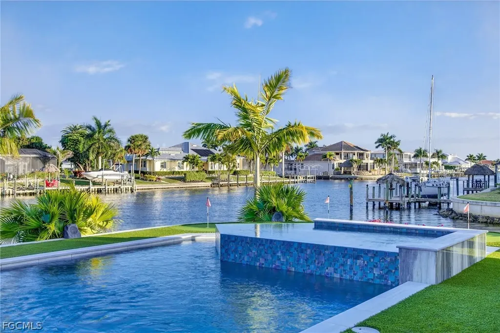 105 SW 51st Terrace Cape Coral FL 33914