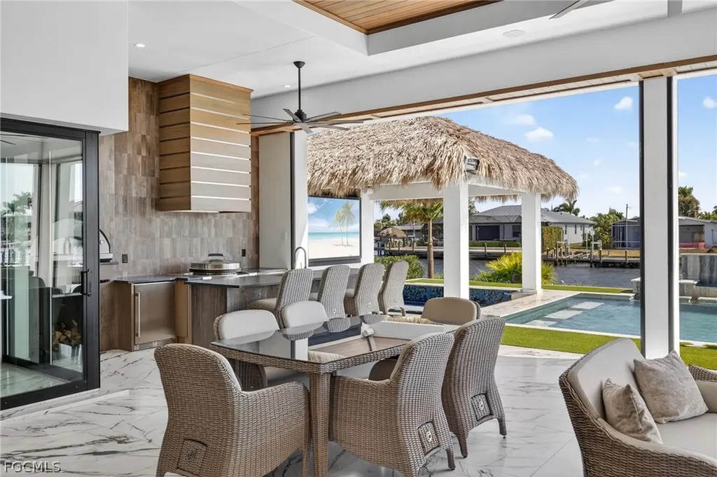 105 SW 51st Terrace Cape Coral FL 33914