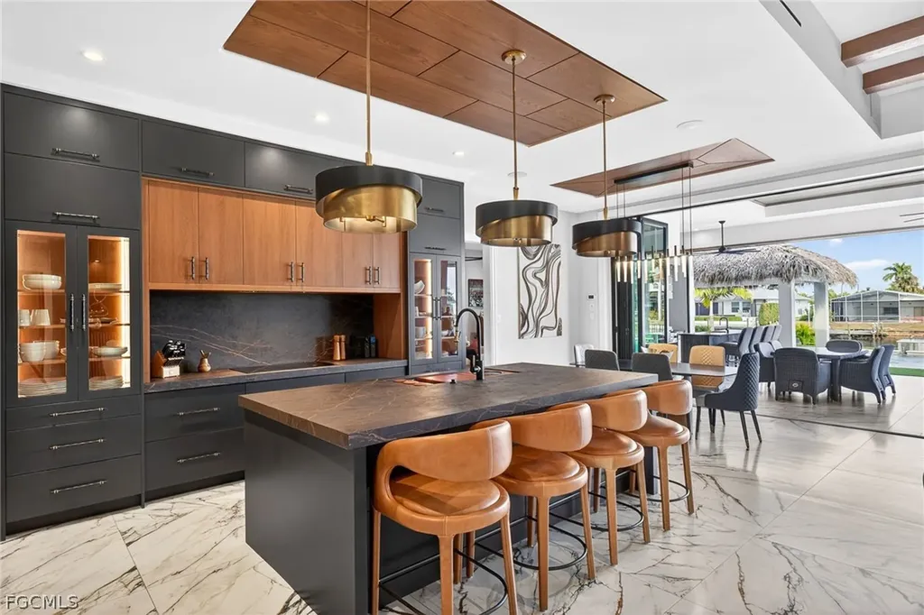 105 SW 51st Terrace Cape Coral FL 33914